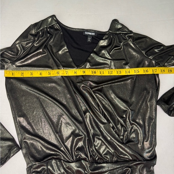 Express Womens Gold Metallic V-Neck Long Sleeve Bodysuit Top Size XSmall. #361 - Picture 12 of 12